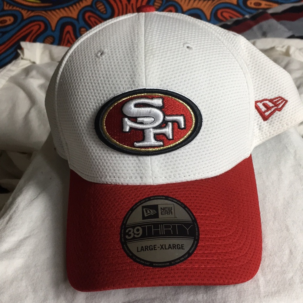 New ❗️ 49ers New Era Fitted Hat